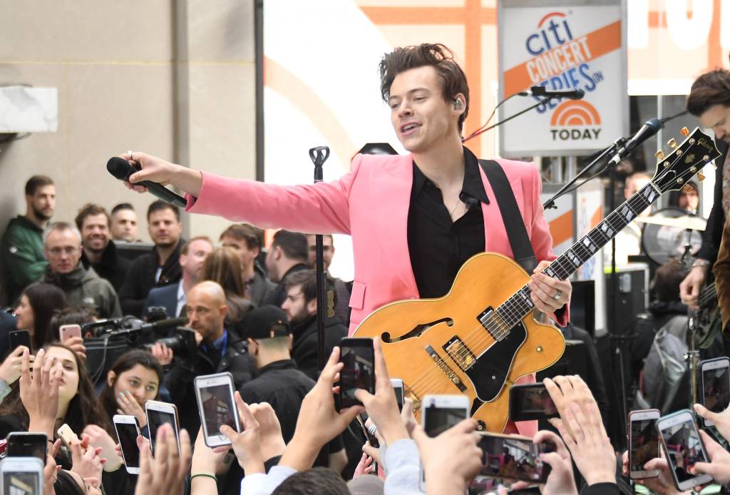 Harry Styles Performs On NBC’s “Today”