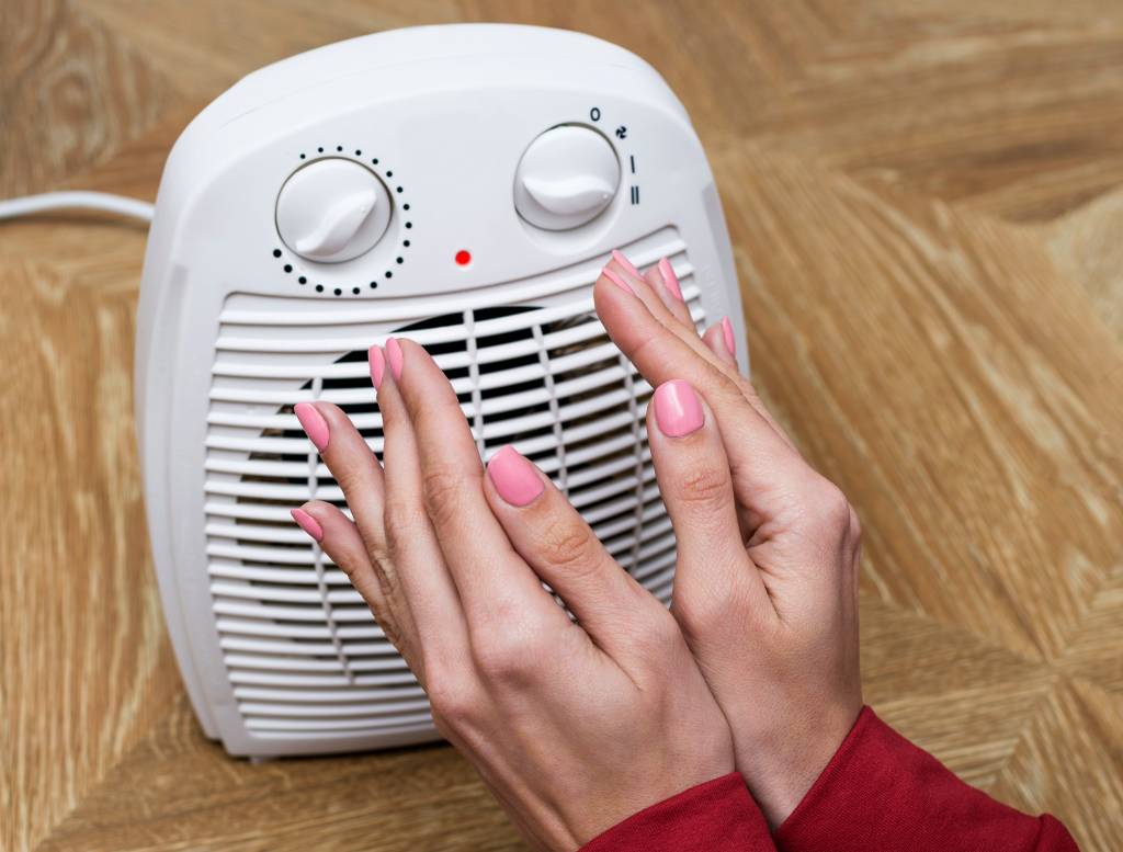 Xô, frio! 18 aquecedores portáteis com preços a partir de R$ 66,20