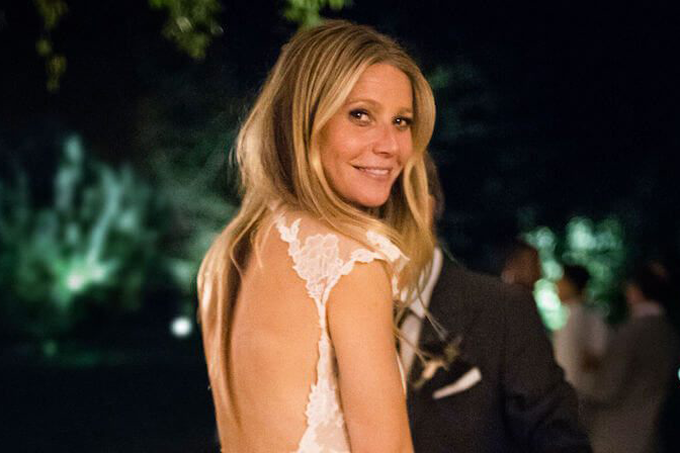 Gwyneth Paltrow usa vestido de noiva dos sonhos no segundo casamento
