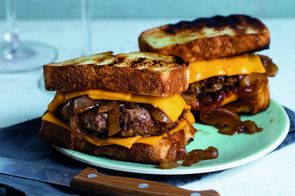 Hambúrguer patty melt