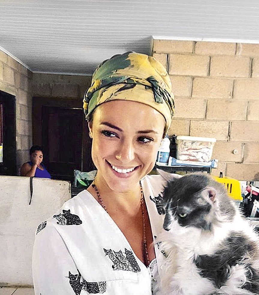 A experiência de Paolla Oliveira como madrinha de ONG de animais