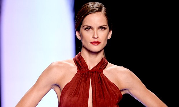 Izabel Goulart: na moda dentro e fora das passarelas