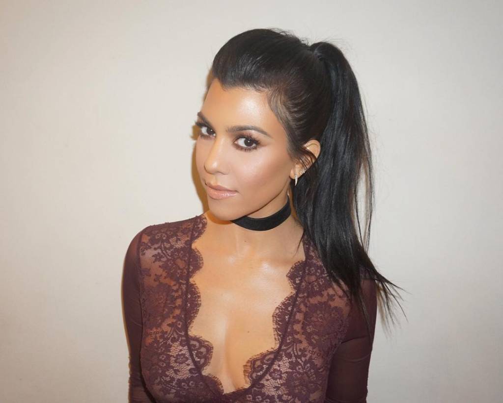 O segredo de beleza da Kourtney Kardashian é o vinagre