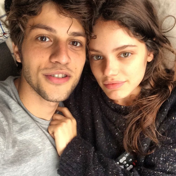 No aniversário de Chay Suede, Laura Neiva declara: “Formamos um belo casal”