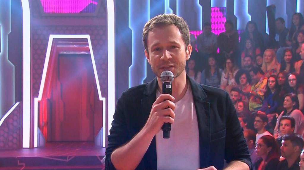 Durante final do BBB, Leifert convida público a se inscrever no BBB19