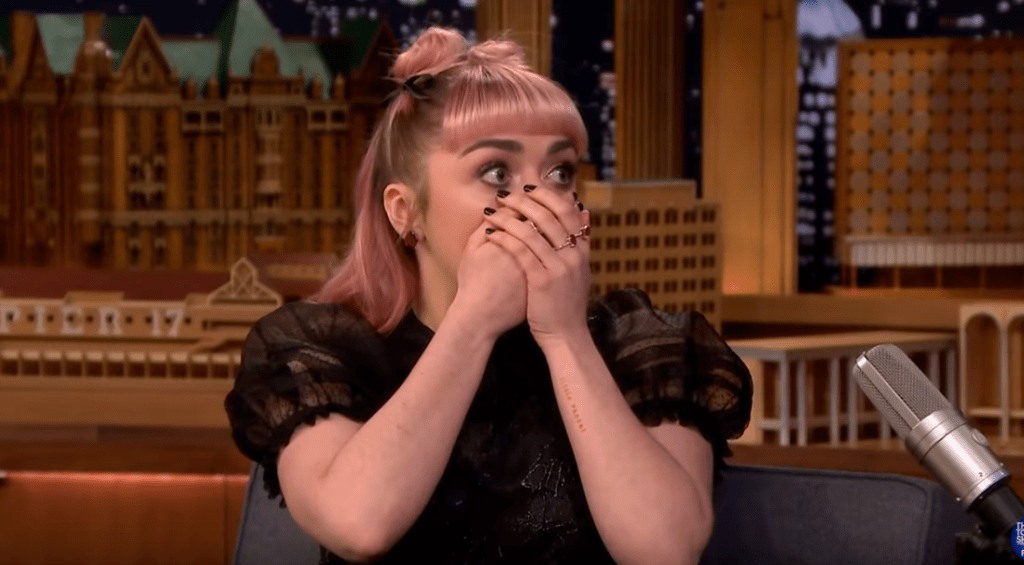 Maisie Williams deixa todo mundo aflito com spoiler de ‘Game of Thrones’