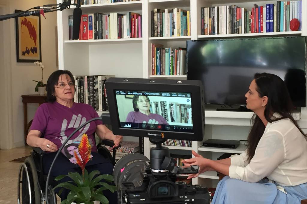 Maria da Penha e Luiza Brunet nos bastidores de “Mexeu com uma, Mexeu com todas”