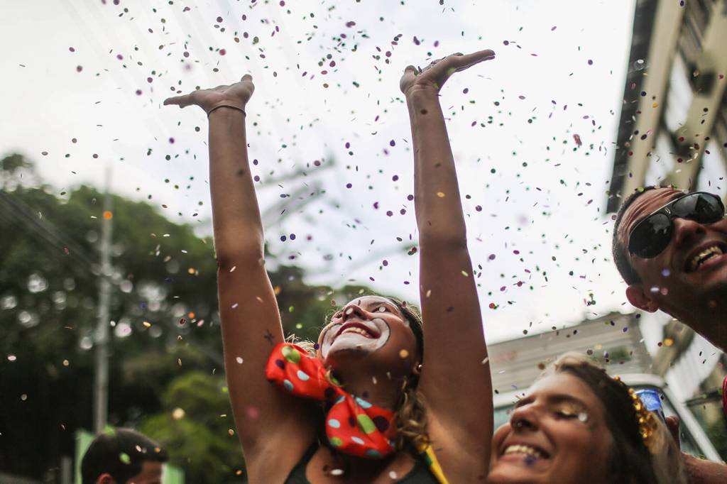Carnaval é feriado ou ponto facultativo? Entenda a diferença