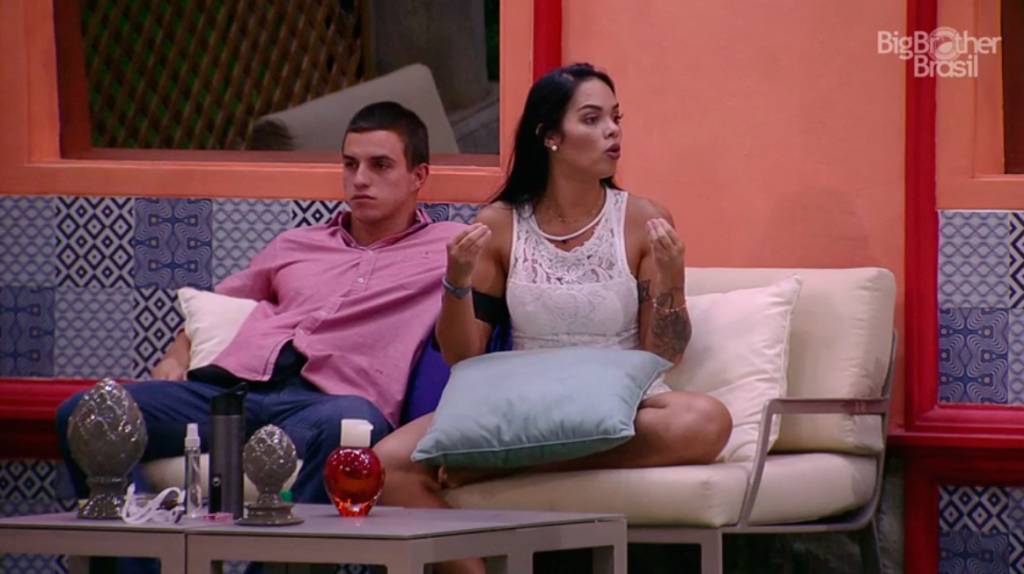 Mayara está simplesmente REVOLTADA com sua indicação ao paredão