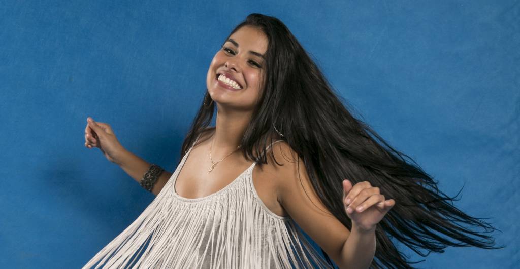 Campeã do BBB16, Munik festeja: ‘Se depender de mim, meus pais não trabalham mais’