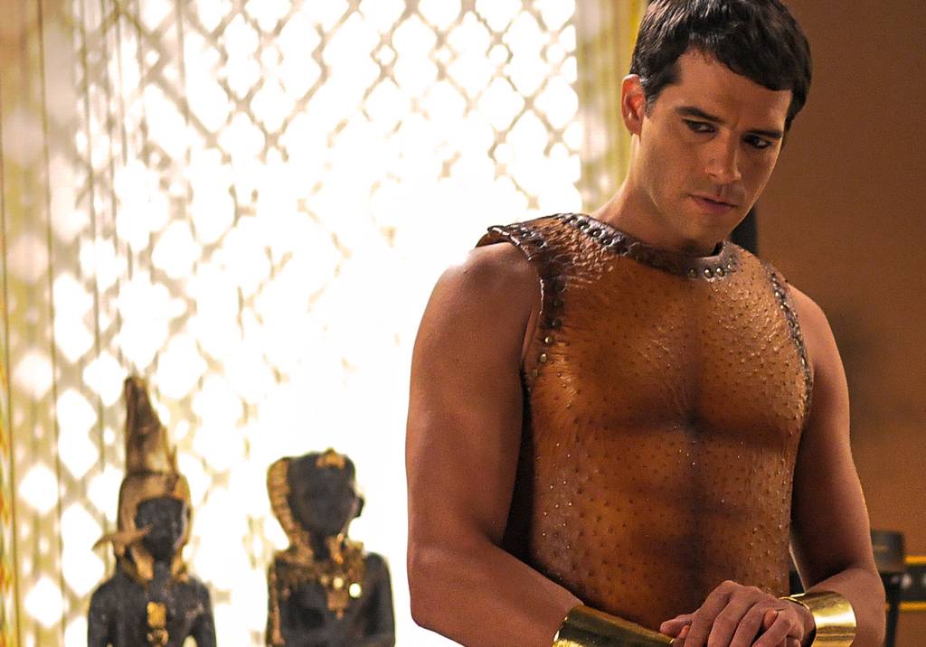 Vídeo: Moisés descobre que o pai, Anrão, está vivo!