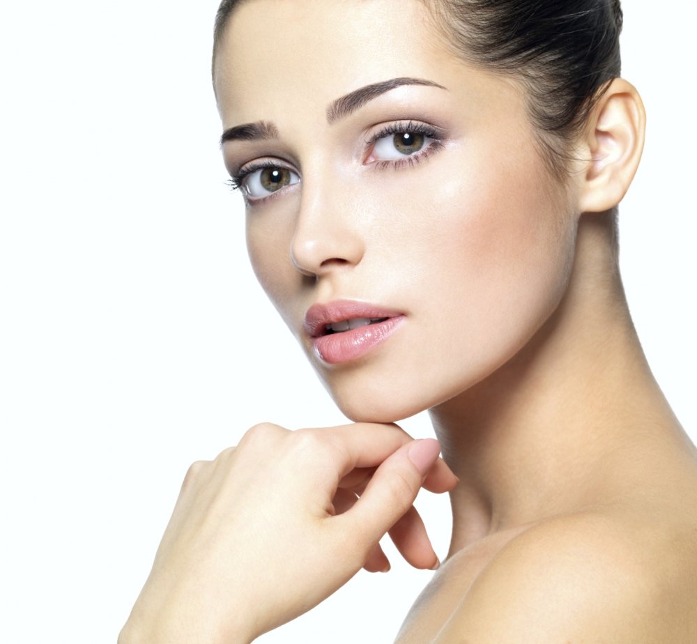 Pé de galinha: saiba como prevenir e tratar as rugas do contorno dos olhos