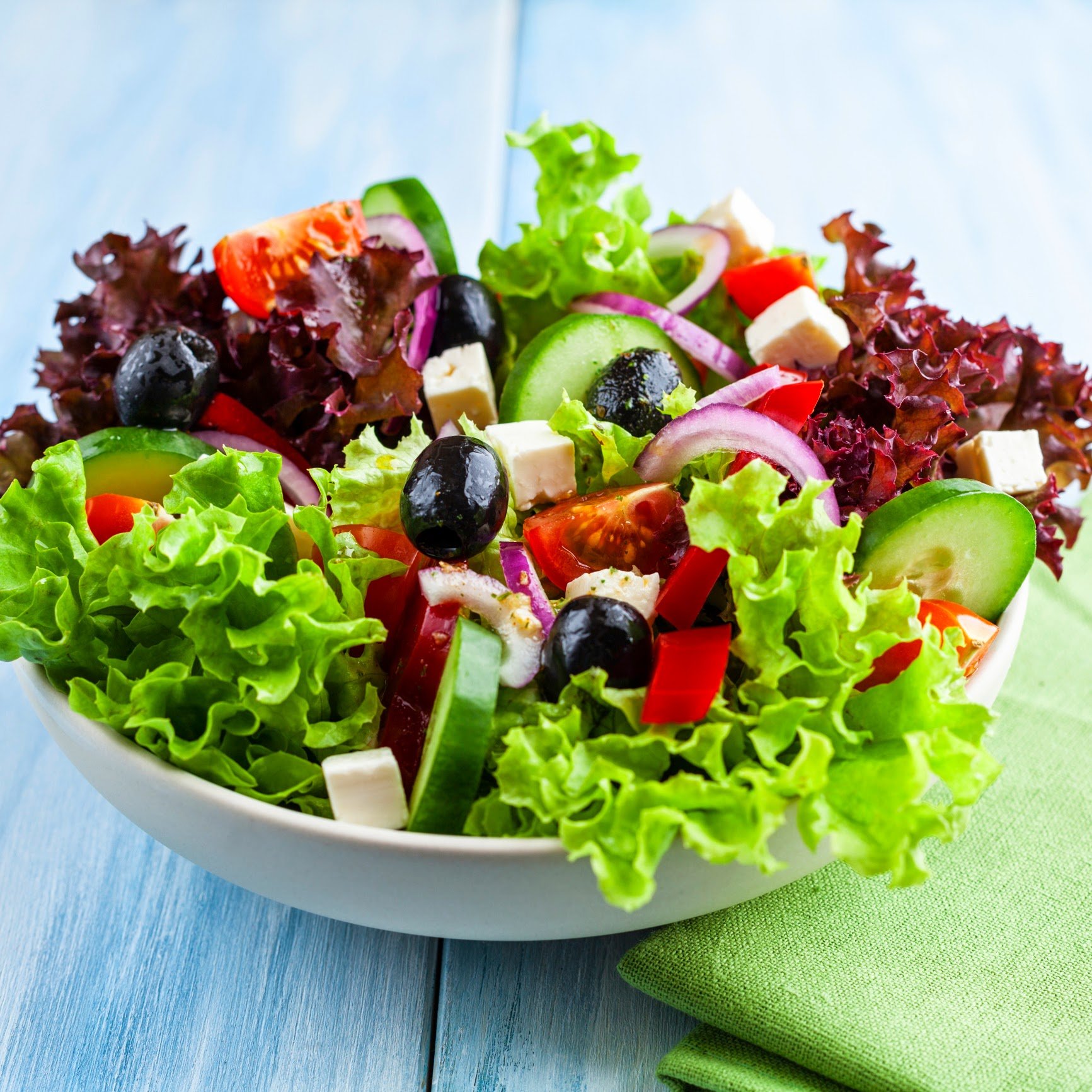 12 receitas de saladas para ficar saciada sem sair da dieta