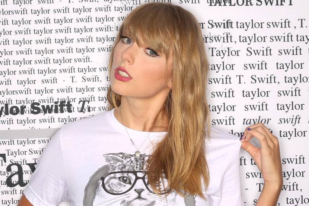 Taylor Swift usou um look jeans com jeans “baratinho” e apenas perfeito