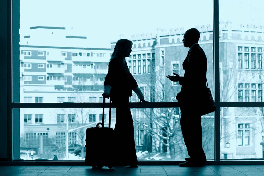 “Tinder aéreo” promete facilitar os flertes em viagens de avião