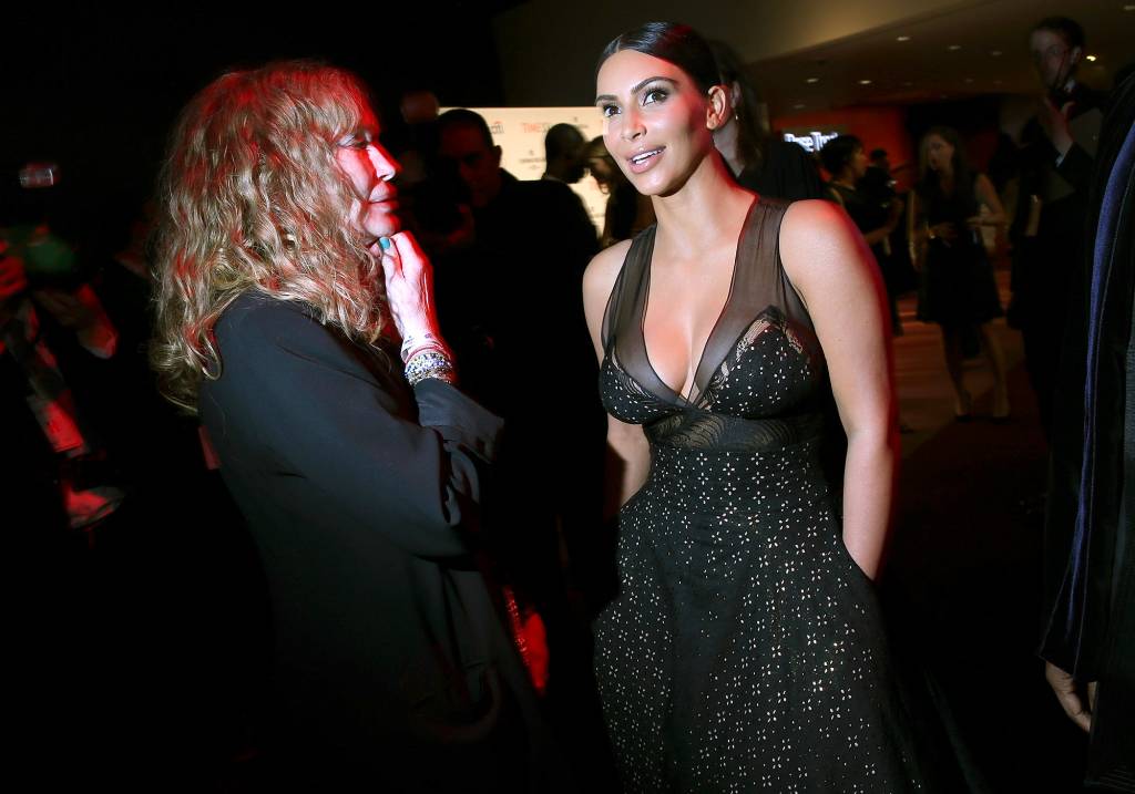 Kim Kardashian e famosos curtem festa de 100 mais influentes