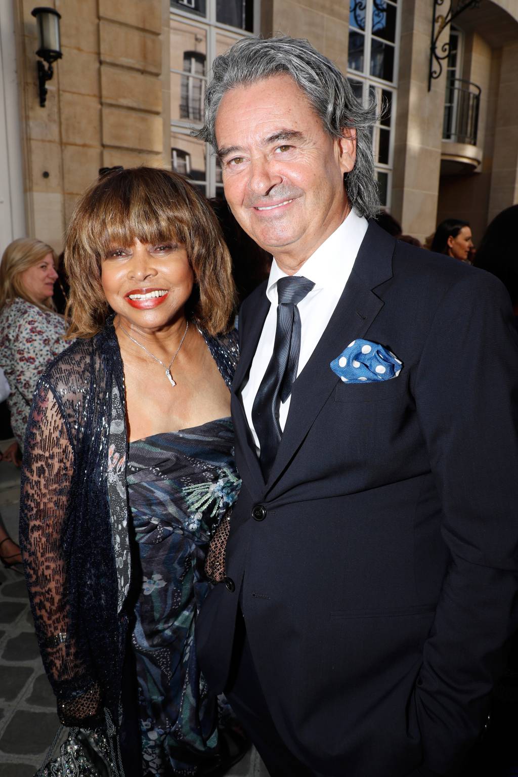 Tina Turner revela ter feito um transplante de rim doado pelo marido