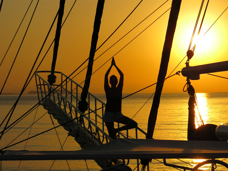 Cruzeiros oferecem ioga, meditação, massagem e outras atividades zen