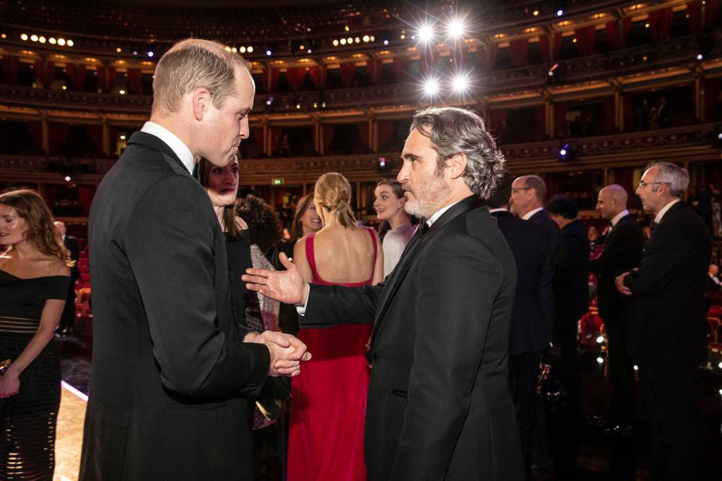 Joaquin Phoenix e príncipe William