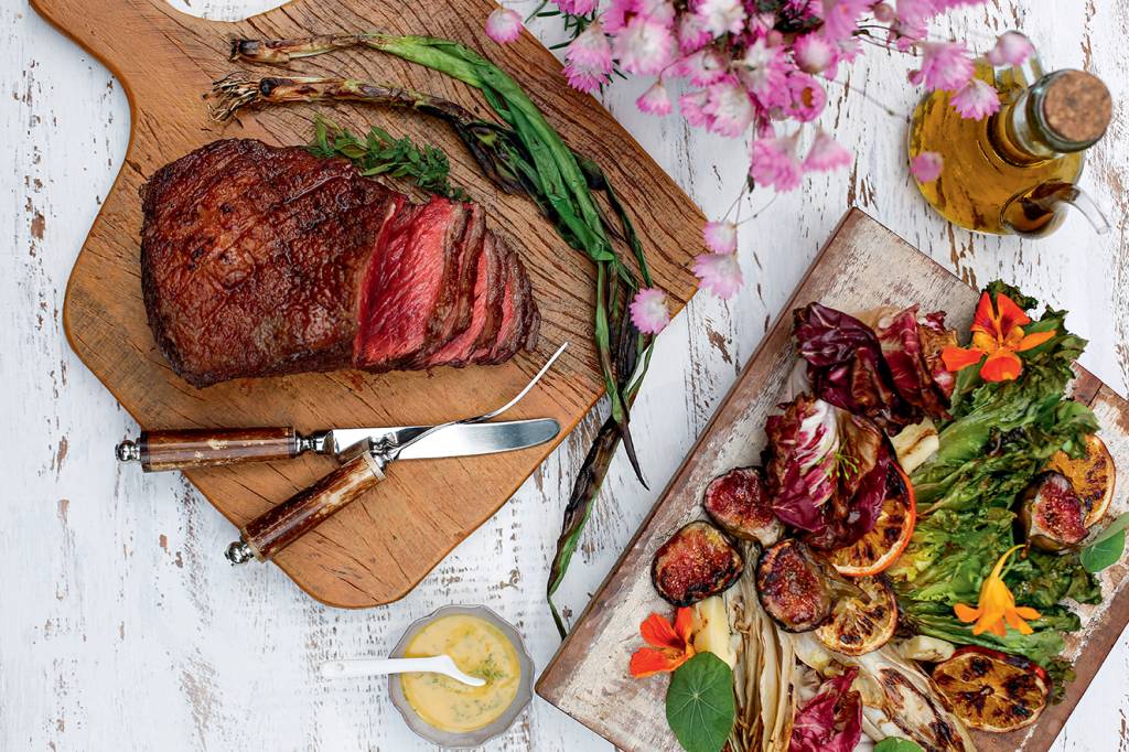 Picanha com salada grelhada
