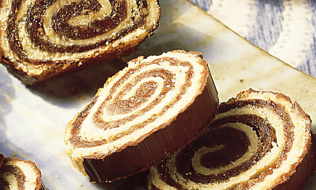 receita-rocambole-de-tamara-seca-e-nozes