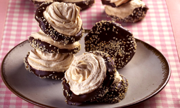 Suspiro com chocolate