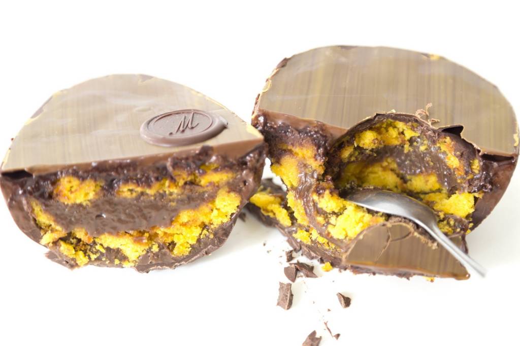 Recheio de bolo de cenoura com brigadeiro para ovo de Páscoa de colher Recheio de bolo de cenoura com brigadeiro para ovo de Páscoa de colher