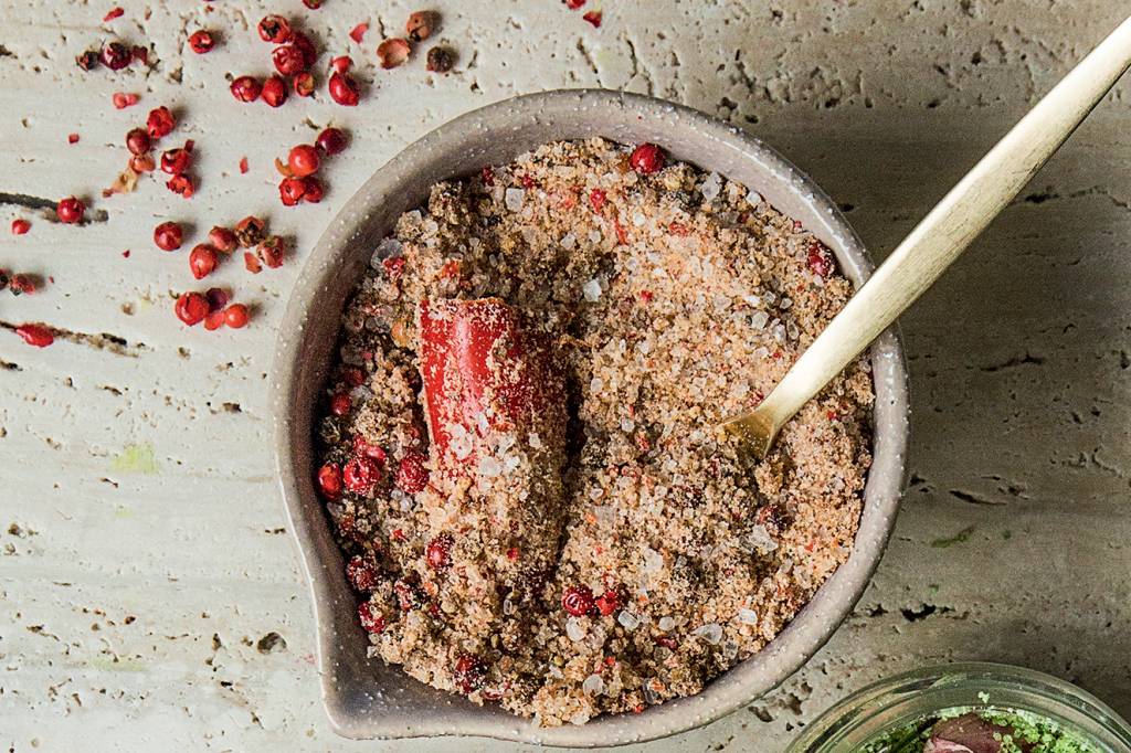 Sal com mix de pimentas