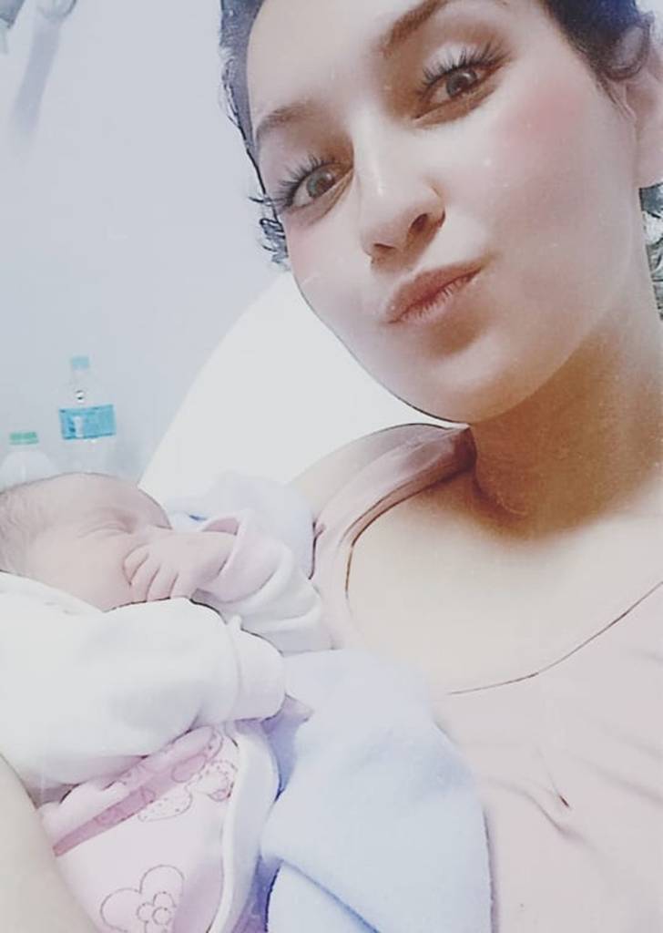 jovem descobre estar grávida na hora do parto 2 jovem descobre estar grávida na hora do parto 2