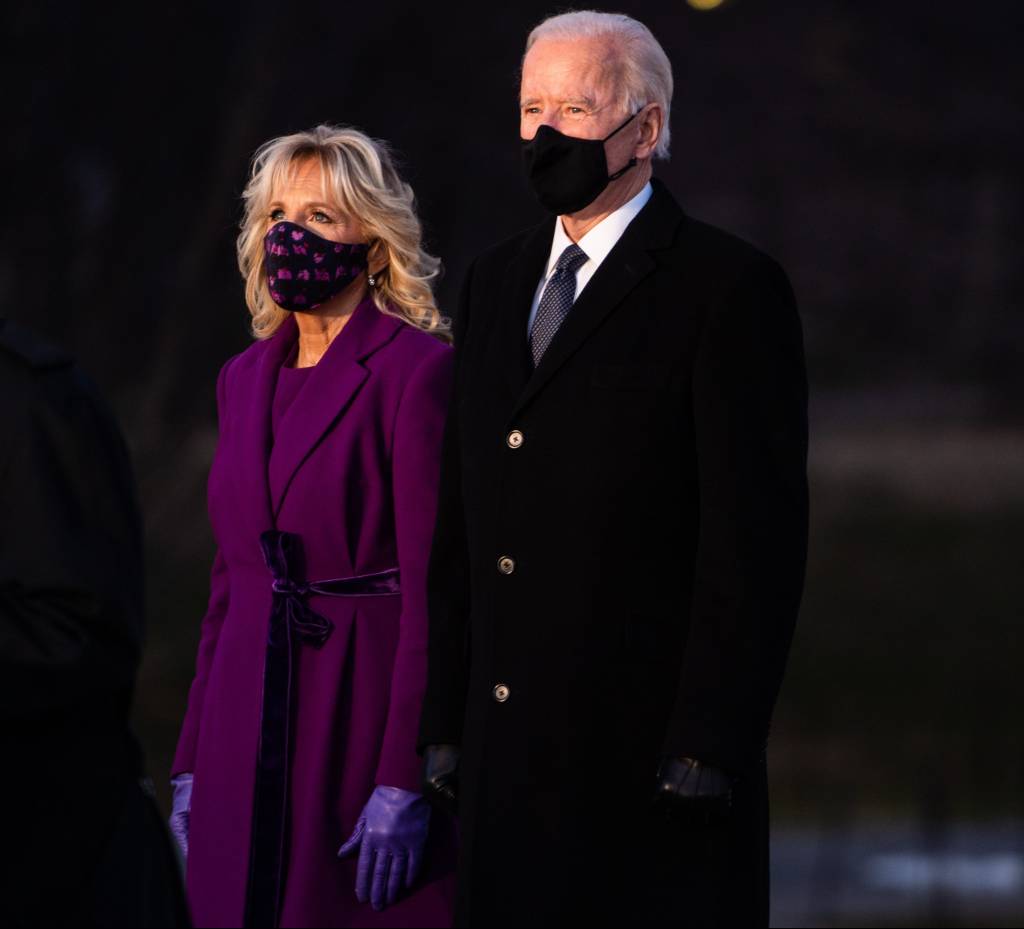 Jill e Joe Biden Jill e Joe Biden em cerimônia de homenagem às vítimas da Covid-19