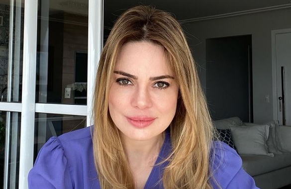 Segundo site, Rachel Sheherazade processa Silvio Santos por assédio