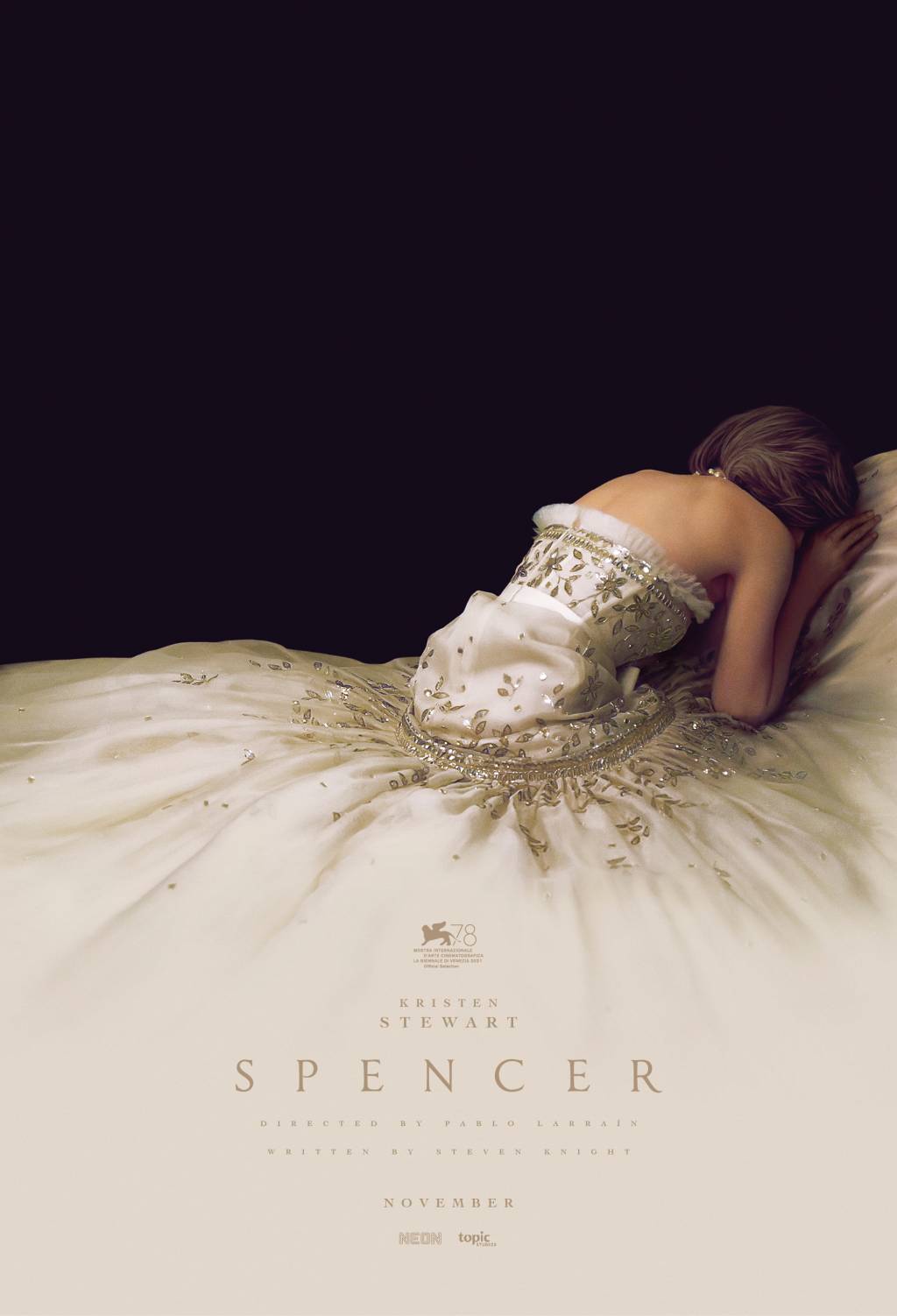 Vestido de Kristen Stewart em “Spencer” levou mil horas para ser feito