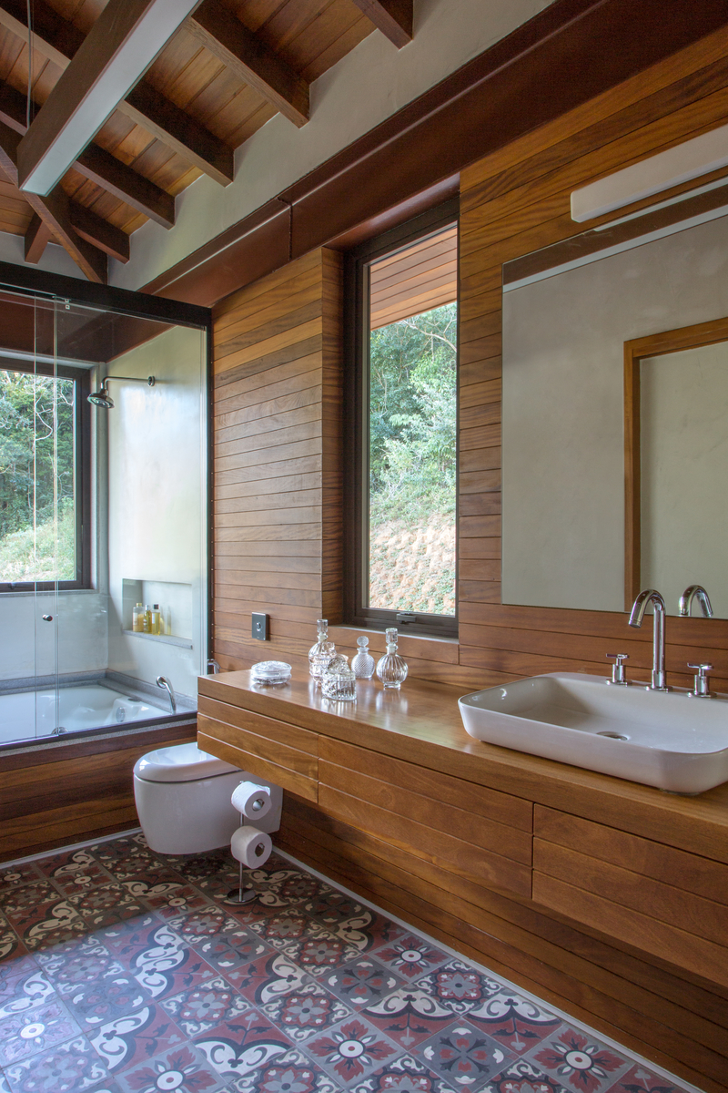 Casa em Petr&oacute;polis rodeada pela natureza