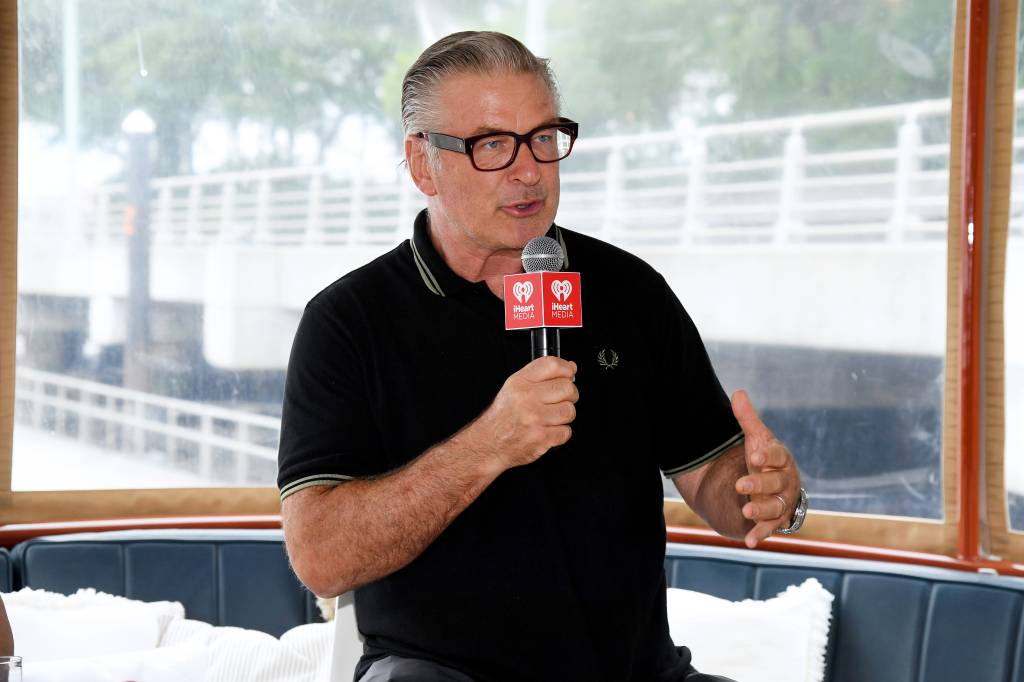 Baldwin fala sobre morte de diretora em entrevista inédita. “Não atirei”