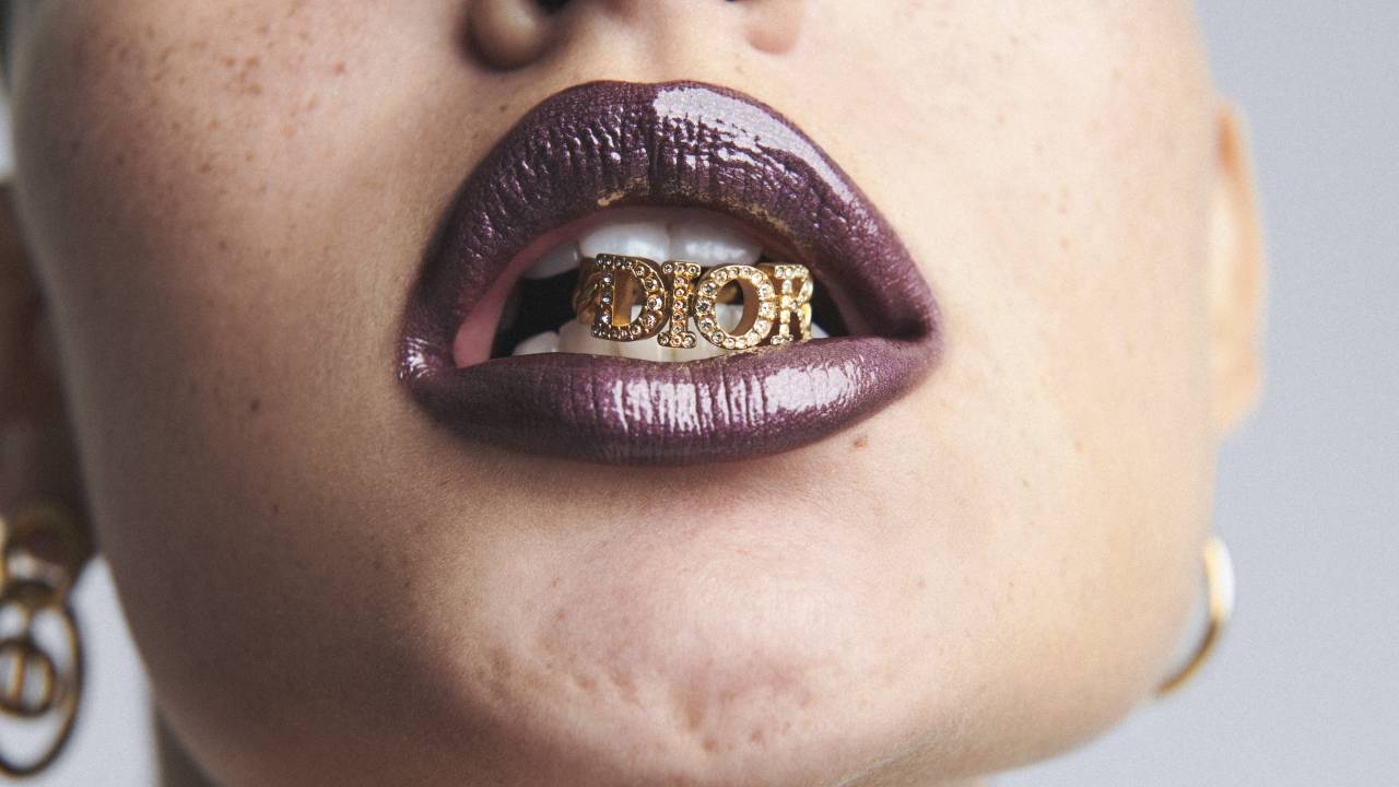 Editorial Dior - makes metalizadas