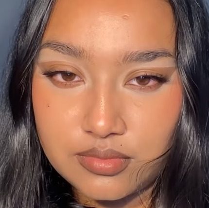 Delineador transparente? Sim, essa é a tendência do momento