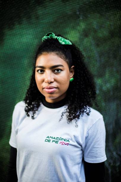 Amanda Costa &eacute; ativista clim&aacute;tica, jovem conselheira da ONU, delegada do Brasil no G20 Youth Summit e fundadora o Instituto Perifa Sustent&aacute;vel. Formada em Rela&ccedil;&otilde;es Internacionais, ela foi reconhecida como #Under30 na revista Forbes, TEDx Speaker e LinkedIn Top Voices e Creator, al&eacute;m de atuar como vice-curadora no Global Shapers, a comunidade de jovens do F&oacute;rum Econ&ocirc;mico Mundial.