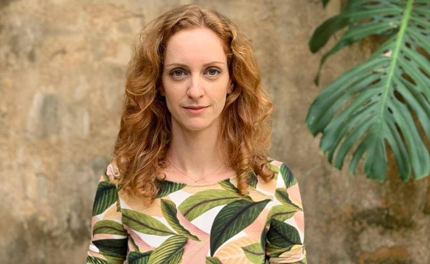 <span>Laila <span class="m_8955611481880889527spelle">Zaid</span> já participou de diversos filmes, novelas e peças de teatro, mas ela também se destaca pelo seu ativismo ambiental. </span><u></u><span>Com o foco voltado a ensinar as crianças e jovens o caminho da sustentabilidade, atuando em escolas públicas e ONGs, lançou o livro infantil “Manual Para Super-Heróis, o Início da Revolução Sustentável”, em que ensina de forma divertida como eles podem ajudar o meio ambiente.</span><u></u><u></u><b><span> </span></b> <span>Laila <span class="m_8955611481880889527spelle">Zaid</span> já participou de diversos filmes, novelas e peças de teatro, mas ela também se destaca pelo seu ativismo ambiental. </span><u></u><span>Com o foco voltado a ensinar as crianças e jovens o caminho da sustentabilidade, atuando em escolas públicas e ONGs, lançou o livro infantil “Manual Para Super-Heróis, o Início da Revolução Sustentável”, em que ensina de forma divertida como eles podem ajudar o meio ambiente.</span><u></u><u></u><b><span> </span></b>