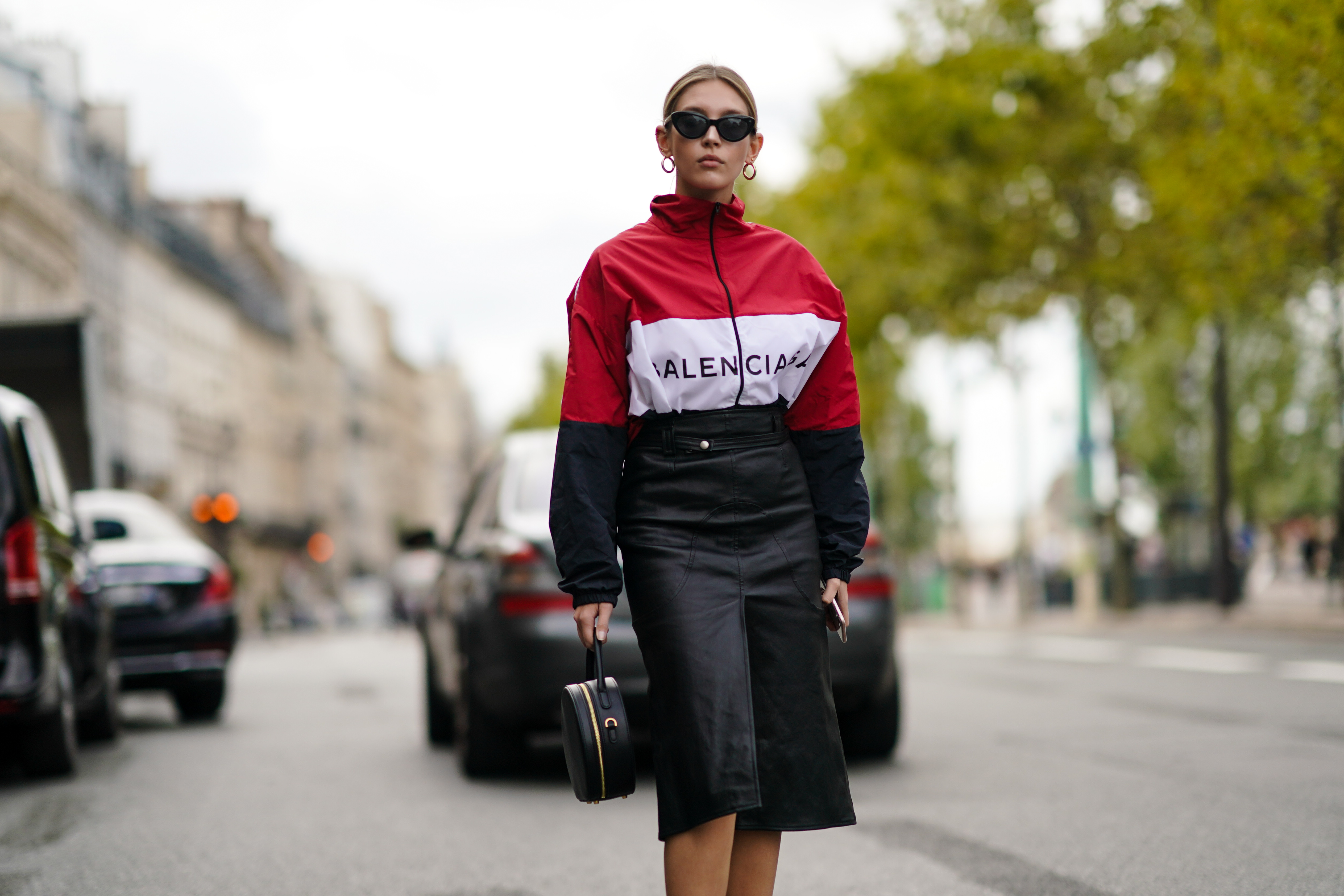 jaqueta corta vento com saia