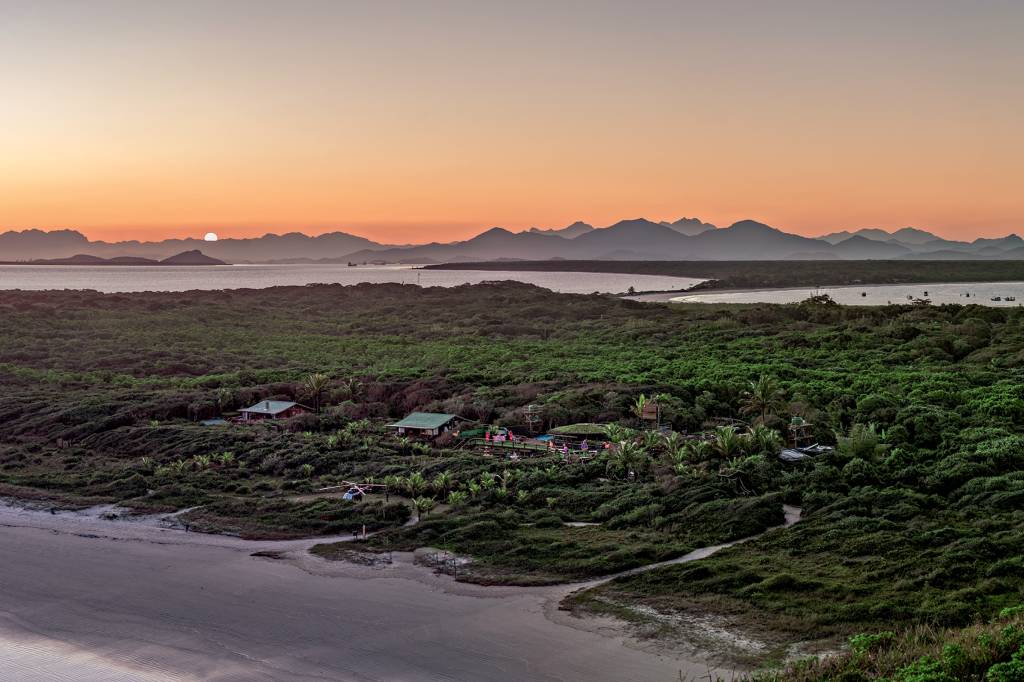 Destinos românticos - Dia dos Namorados - Ilha do Mel