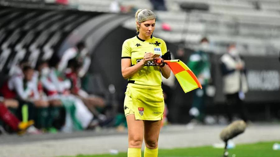 Copa do Mundo tem árbitras mulheres pela primeira vez, mas são minoria