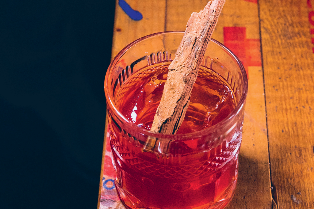 Drinque Negroni Nativo, por Néli Pereira