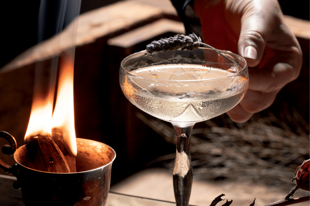 Receita do drinque Olhai os Lírios