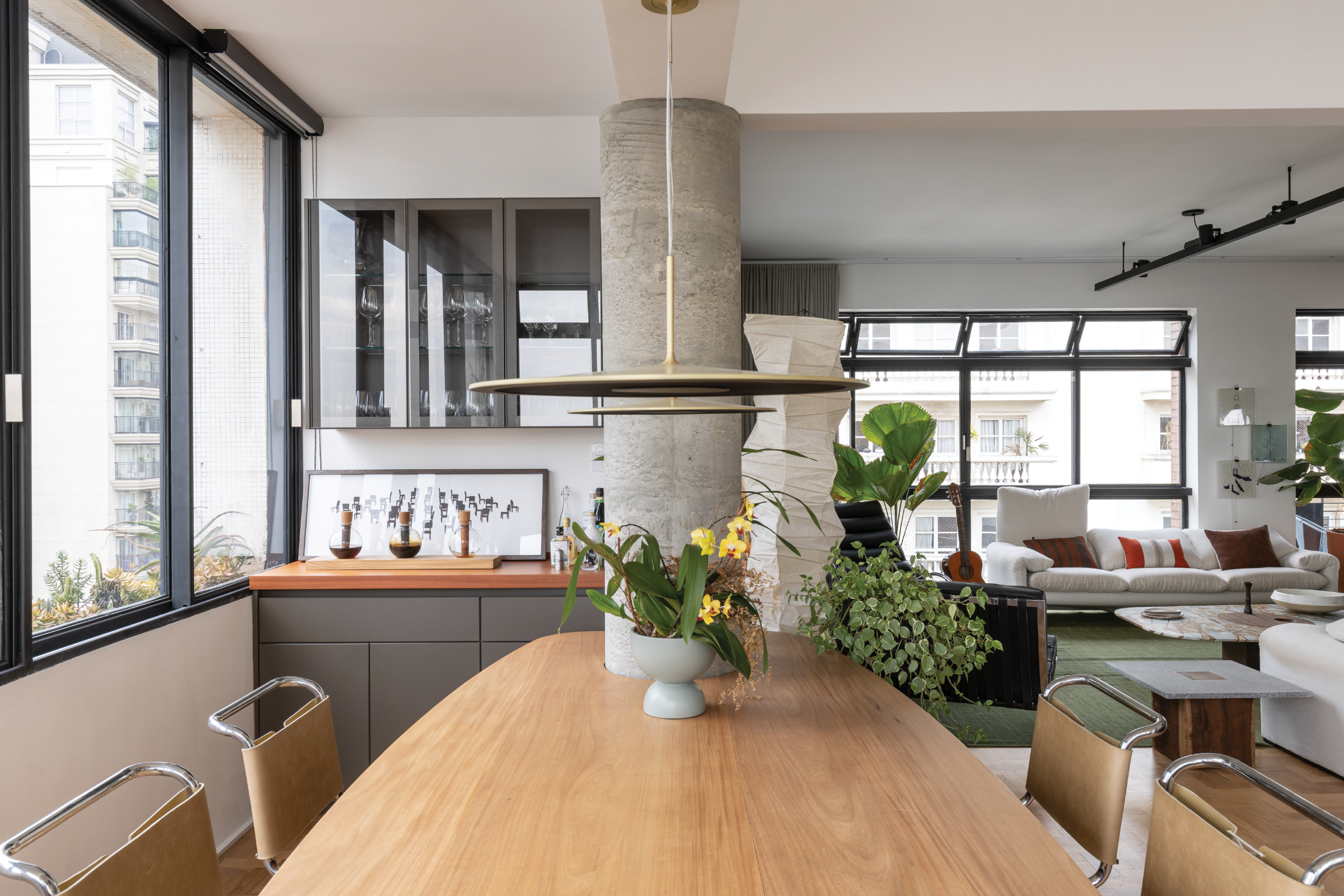 Apartamento projetado pela arquiteta Marina Mello