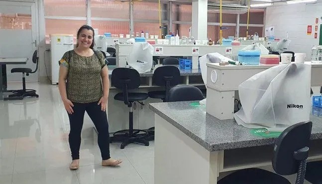 Estudante que sofreu deboche por idade ganha bolsa de estudo na Inglaterra