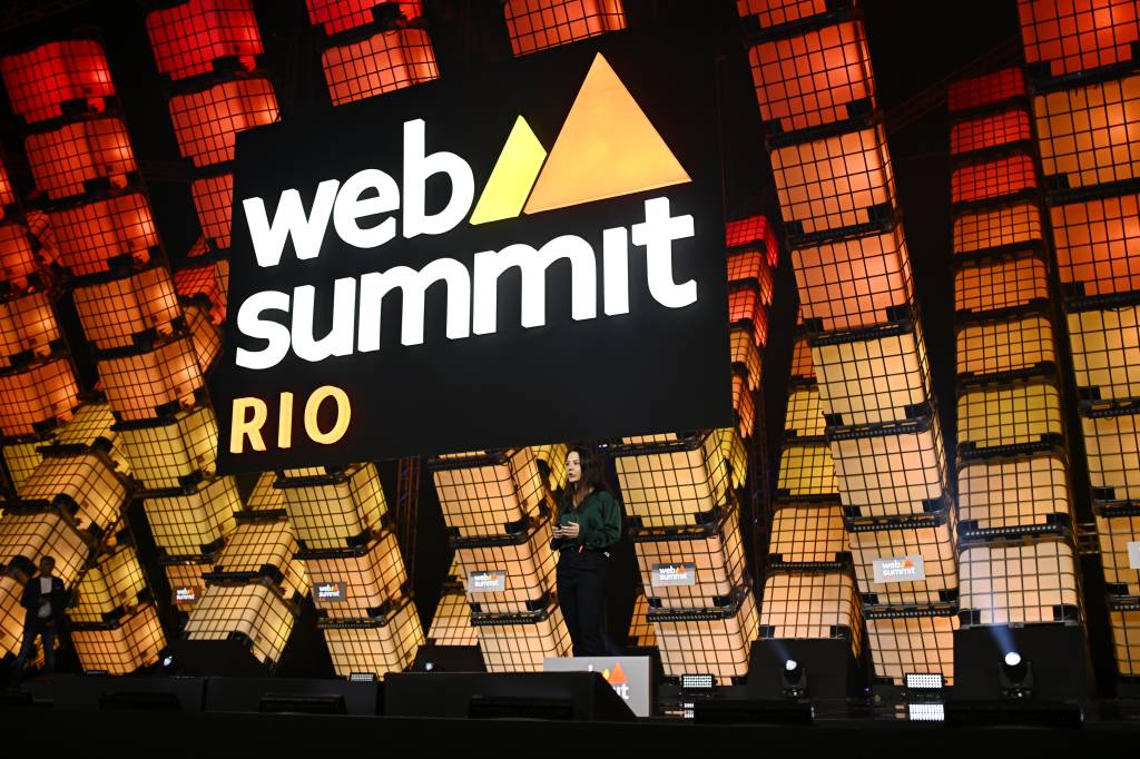 Mulheres são destaque no Web Summit Rio 2023