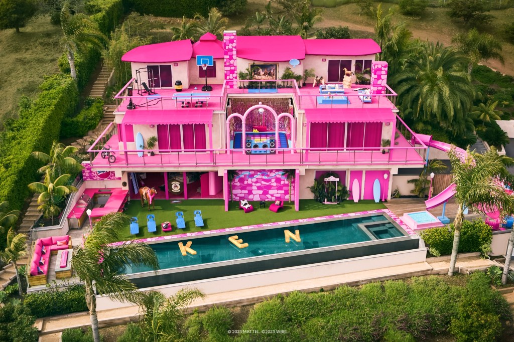 Casa da Barbie em Malibu está disponível para aluguel no Airbnb