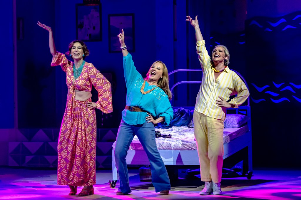 Musical de Mamma Mia chega a São Paulo