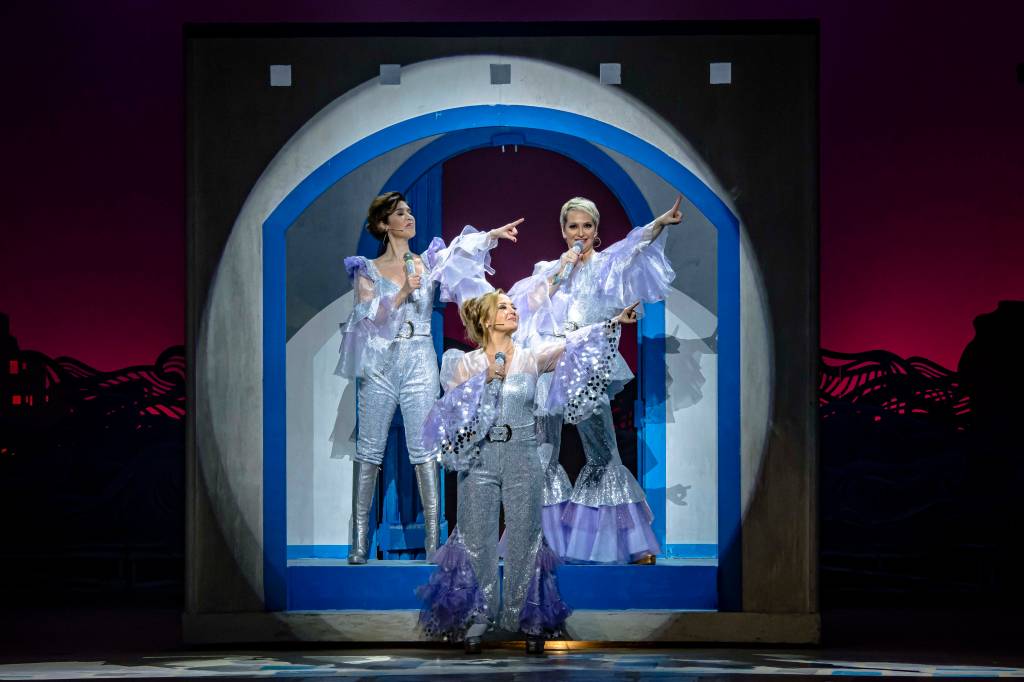 Espetáculo de “Mamma Mia” chega a São Paulo com temporada curta