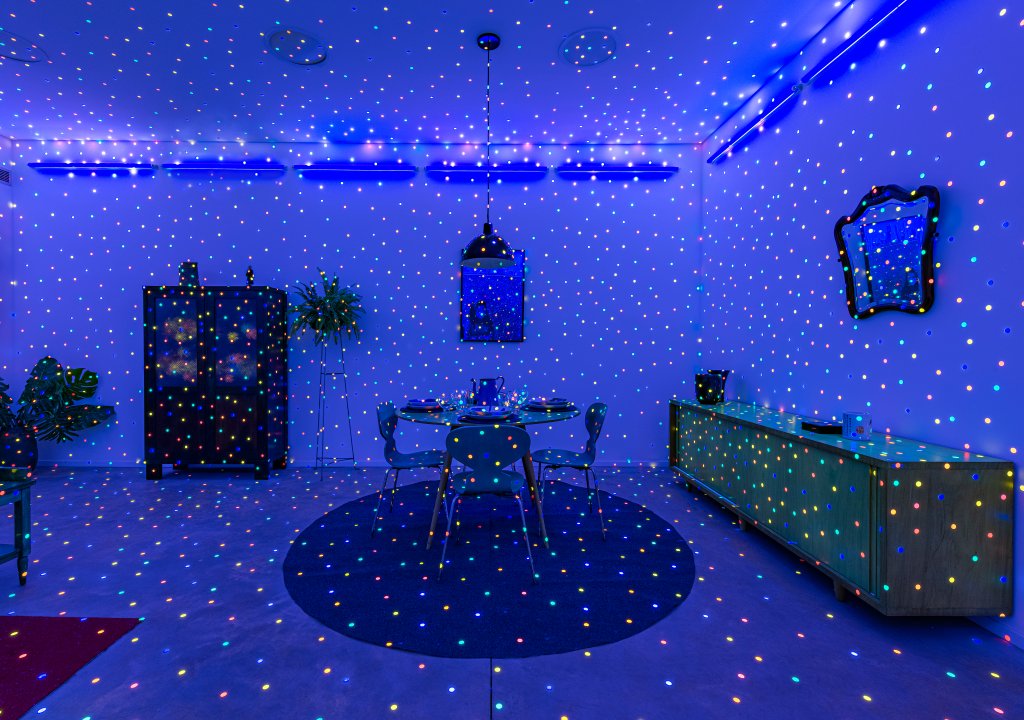 A obra 'I’m Here, But Nothing (2000)', de Yayoi Kusama